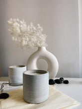 Load image into Gallery viewer, Smells like Lavender- concrete jar candle