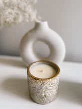 Load image into Gallery viewer, Smells like Mulled Wine - concrete jar candle
