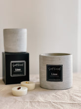 Load image into Gallery viewer, Smells like Lime - concrete jar candle
